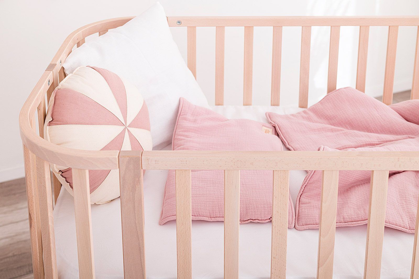Baby Cot Bed Grand