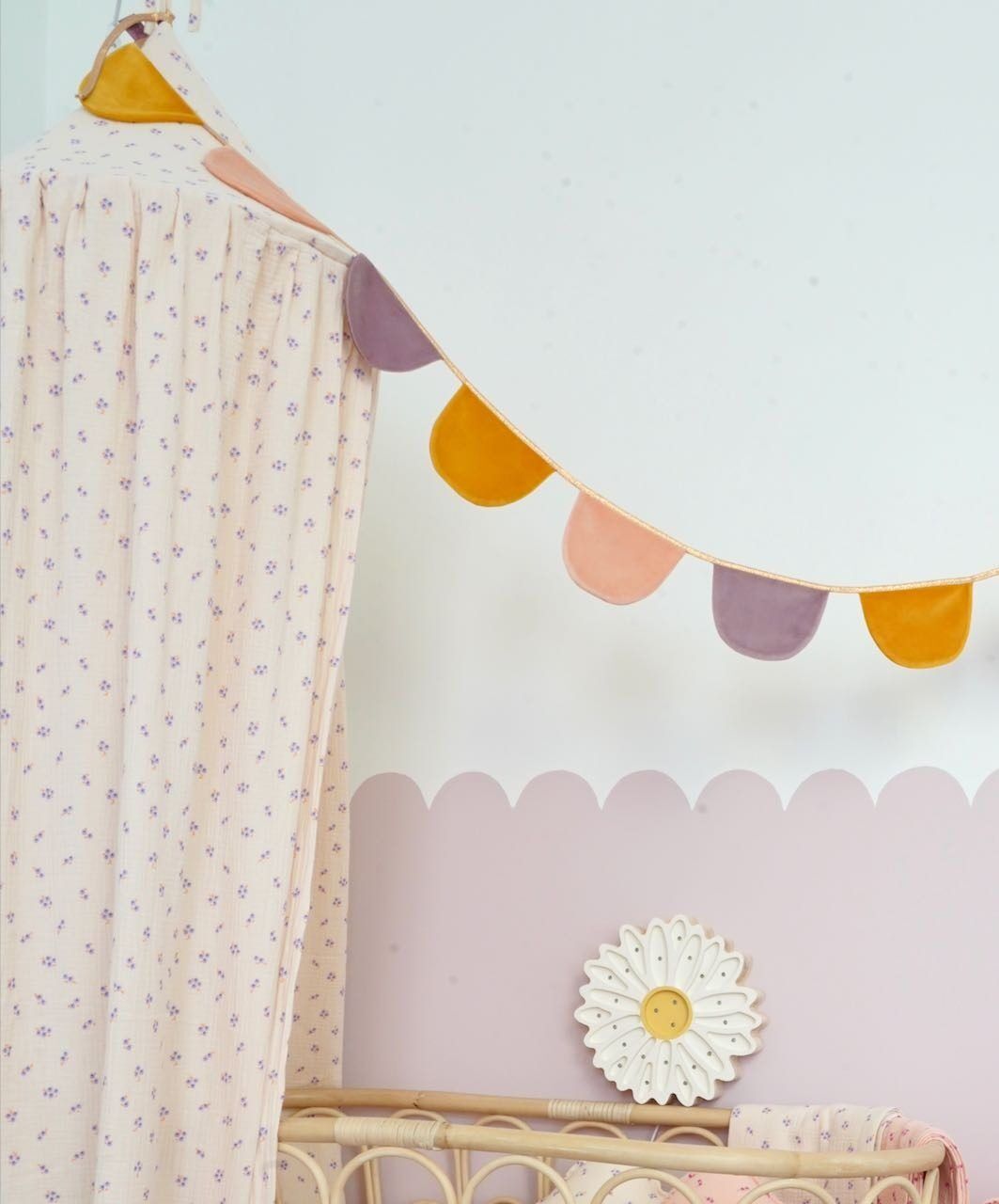 Classic garlands - Rainbow - crescent moons