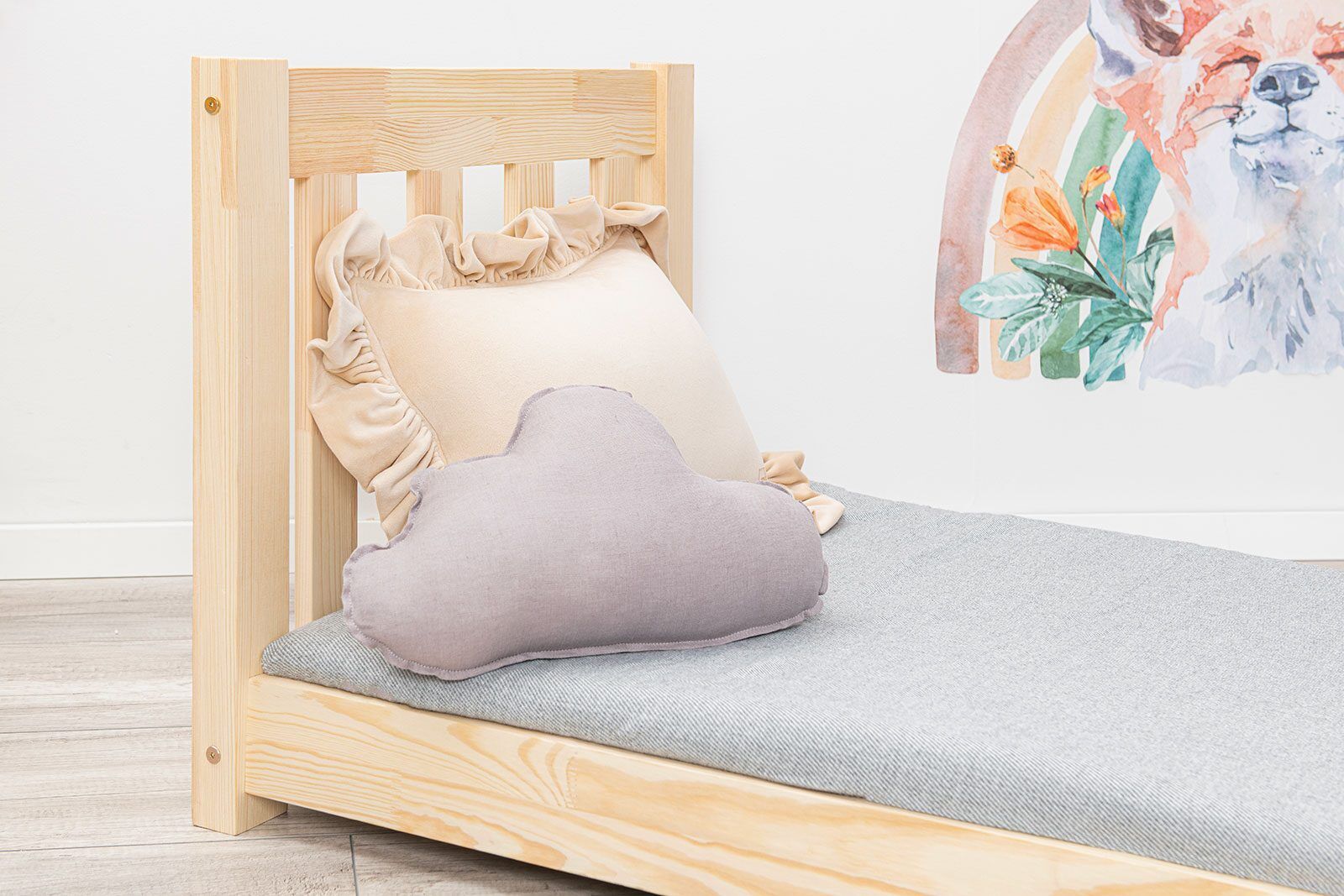 In the photo: Children’s bed Topo 160x80cm