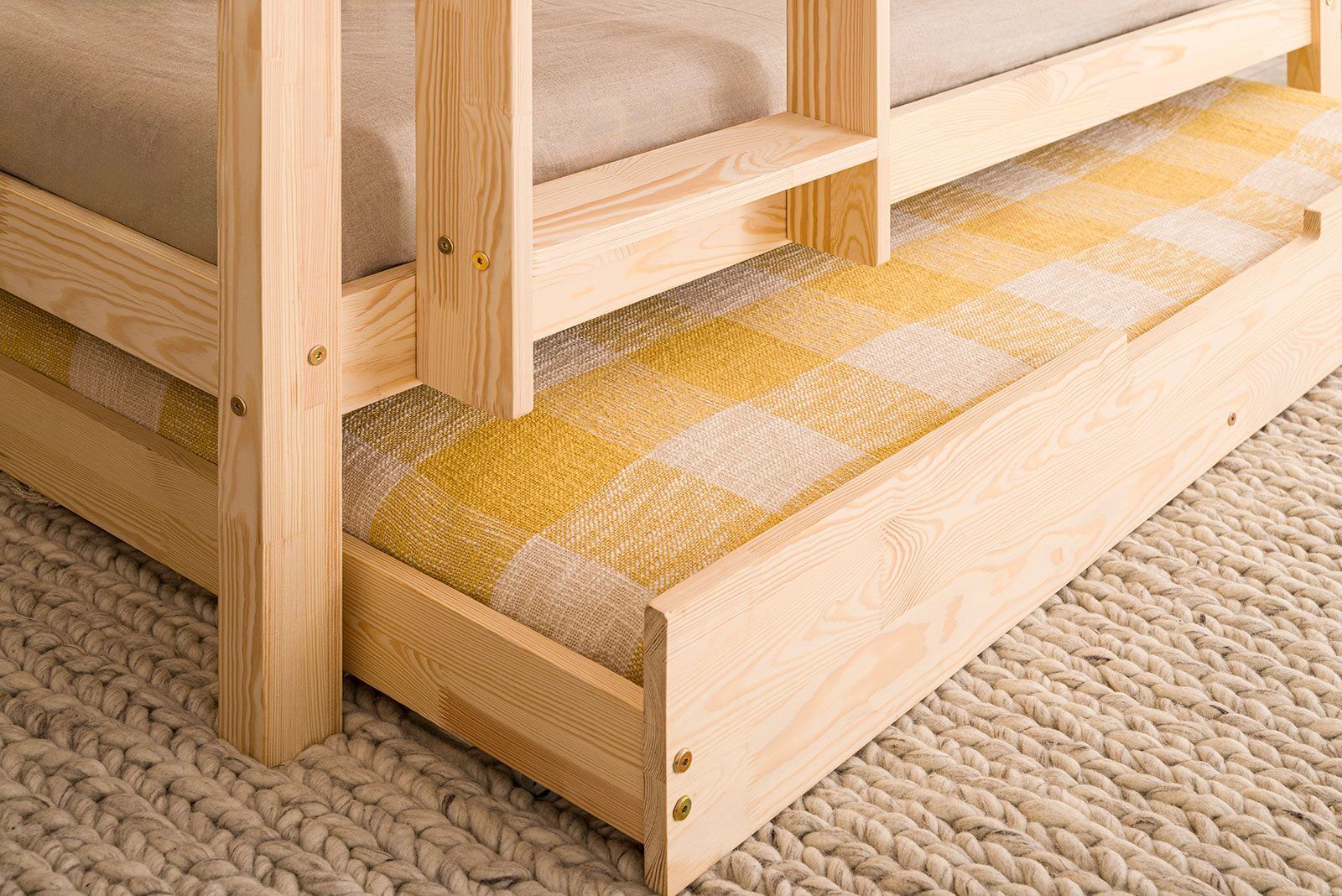 In the photo: Bunk bed Sigelo II 160 x 80 cm with drawer