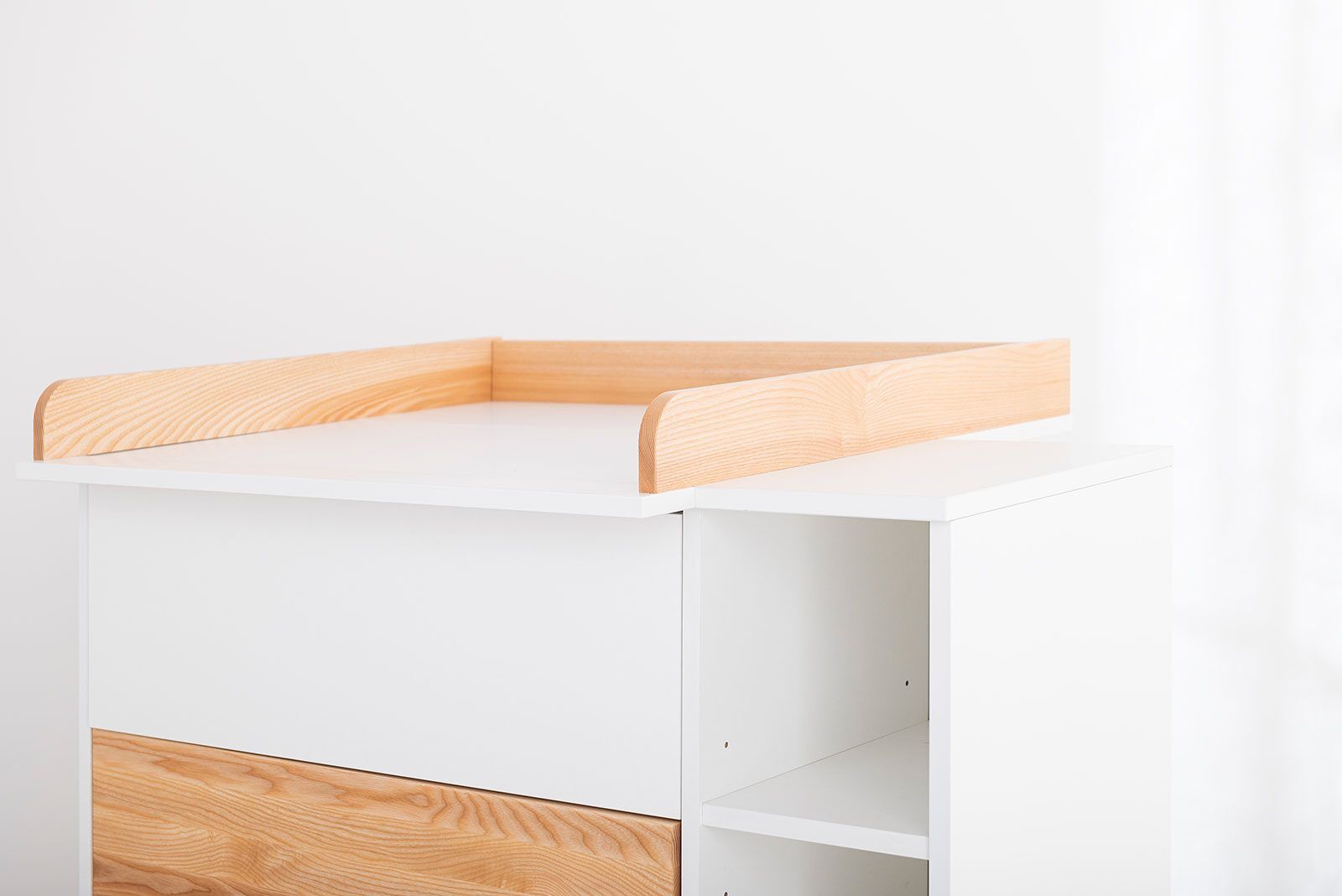 Nordik chest of drawers with changing table