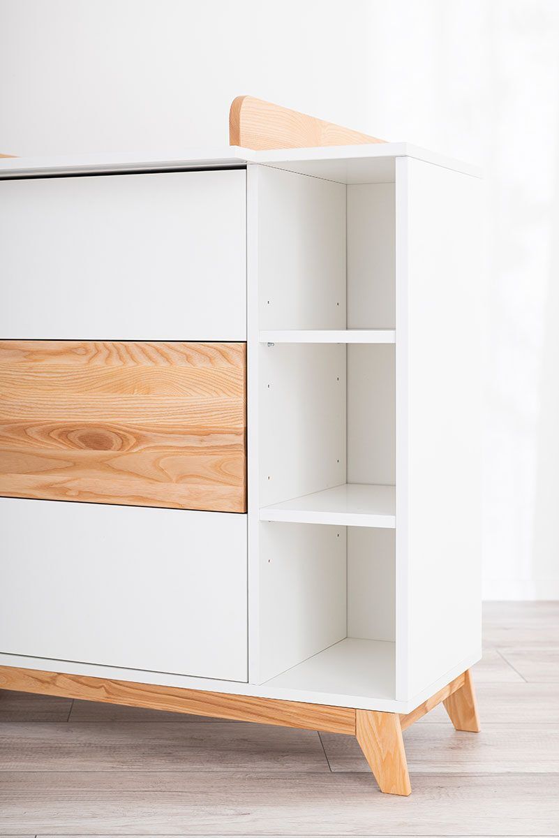 Nordik chest of drawers with changing table