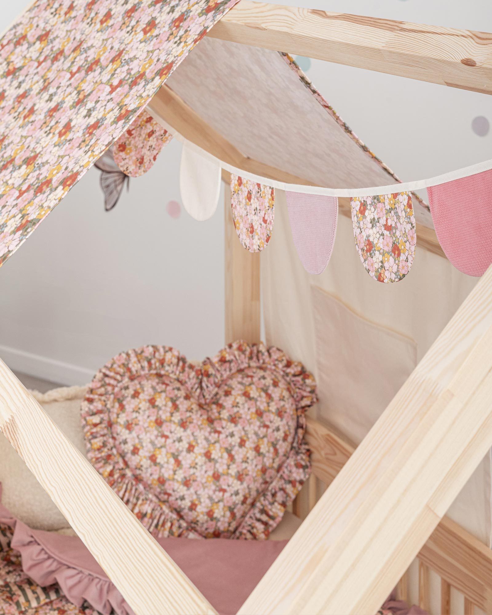 Classic garlands - Summer Garden - crescent moons