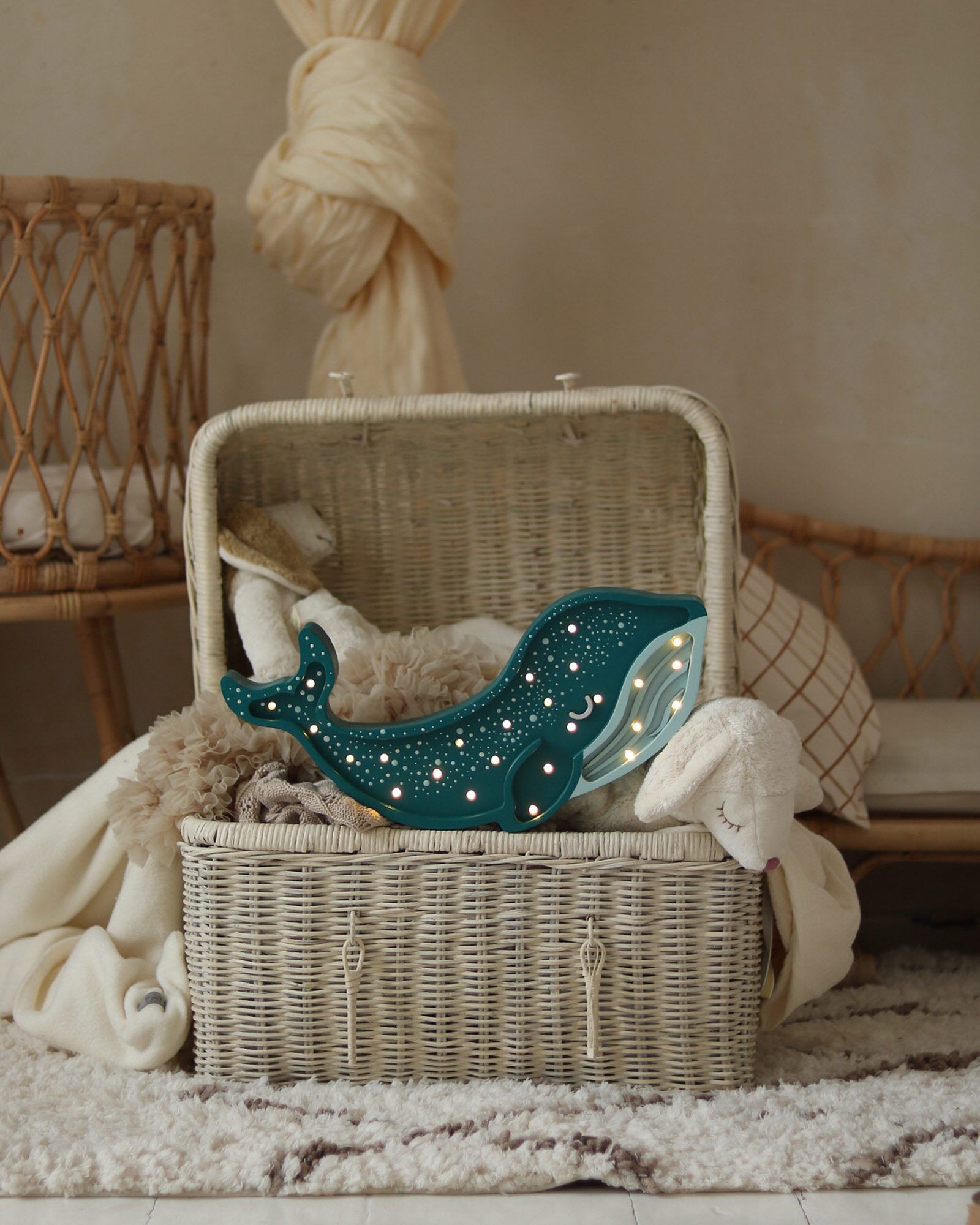 Lamp Whale Galaxy Teal