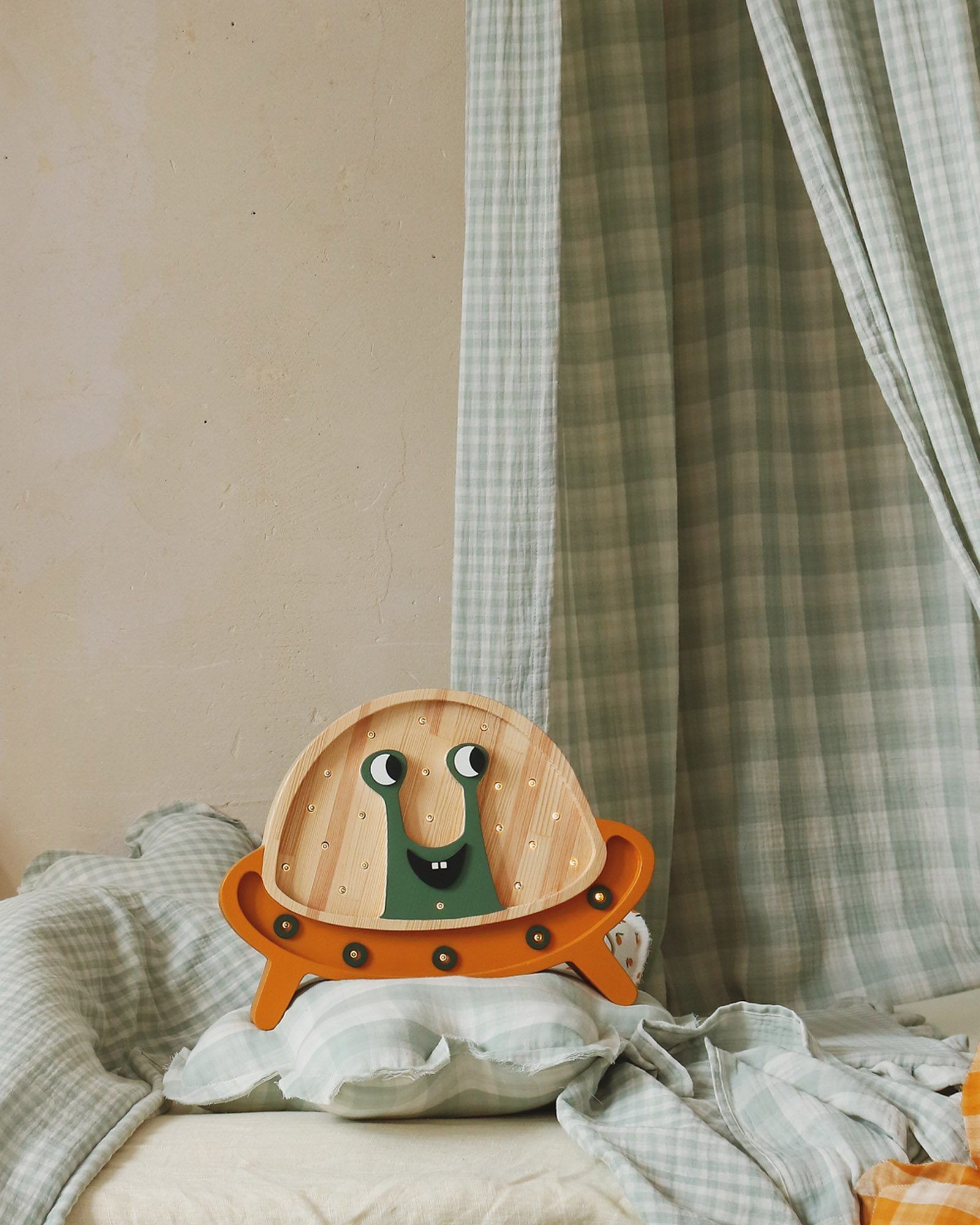 Lamp Ufo Mustard Wood