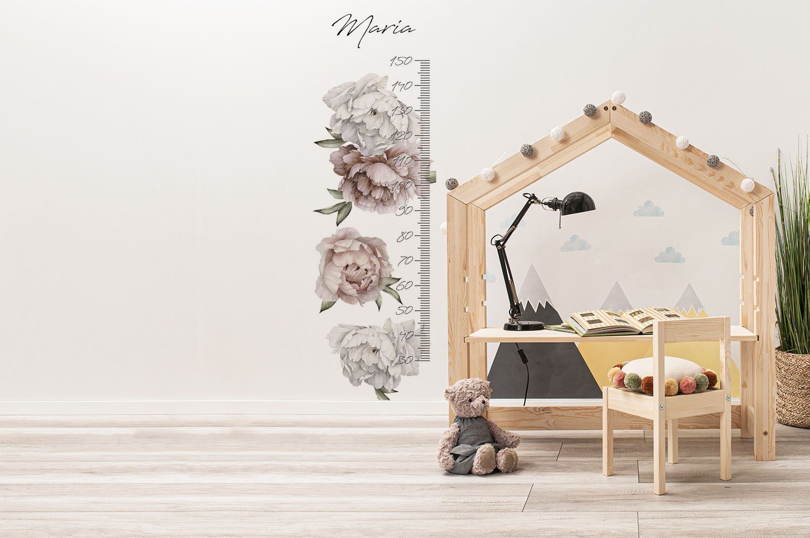 Wall sticker - Peonies - Growth Chart. Desk shown in this picture is 120x111cm.