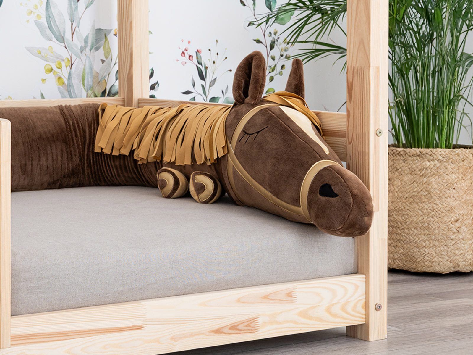 Bed Bumper - Brown Horse