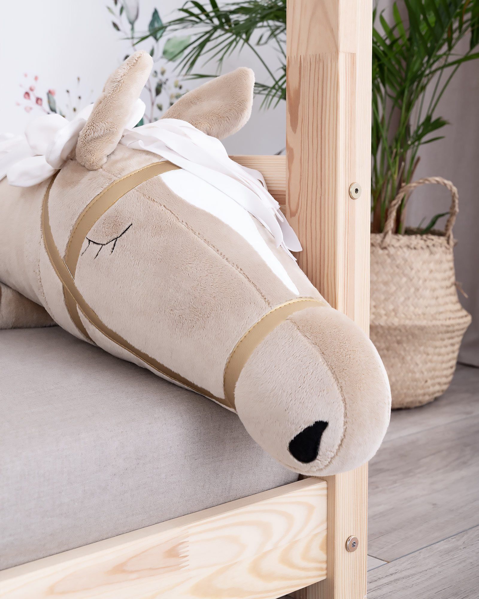 Bed Bumper - Beige Horse