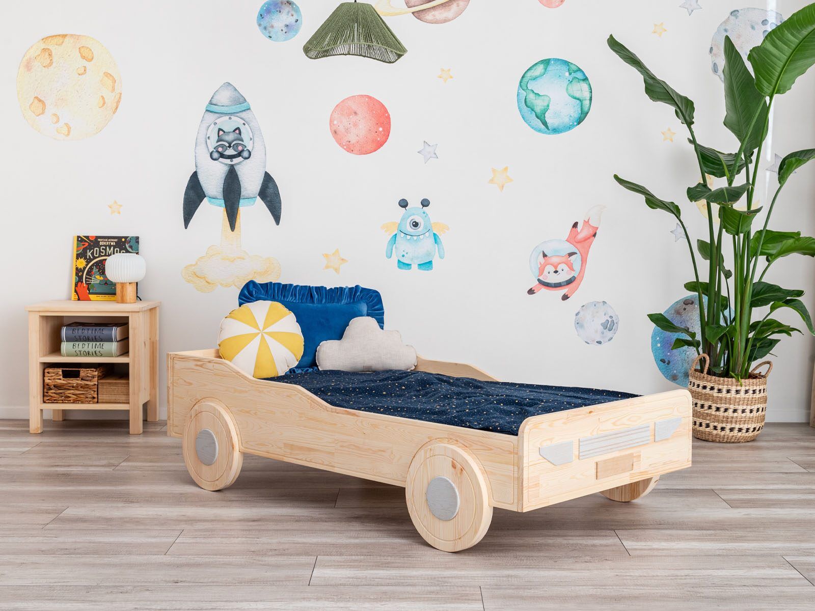 Children’s bed, Racing car