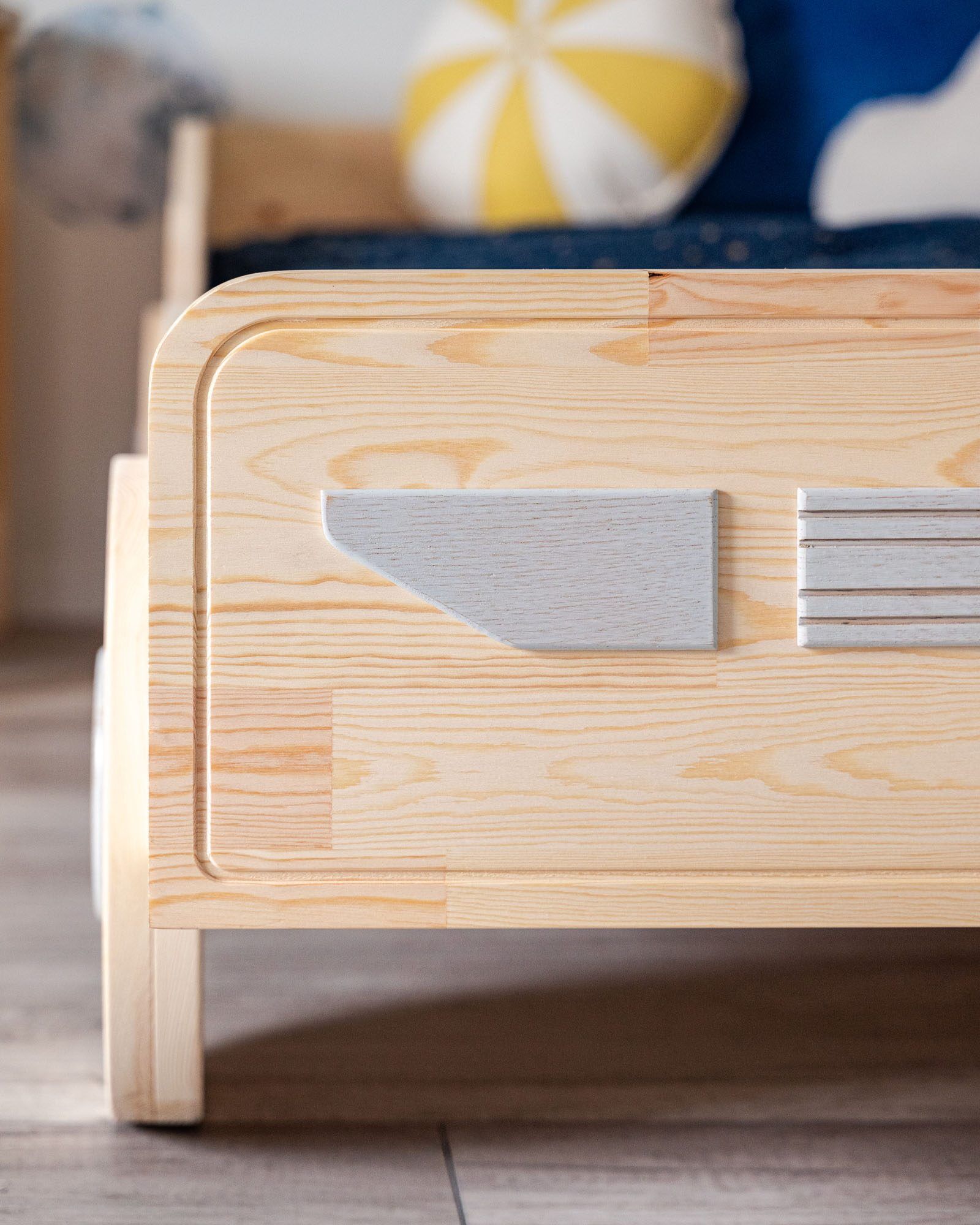 Children’s bed, Racing car