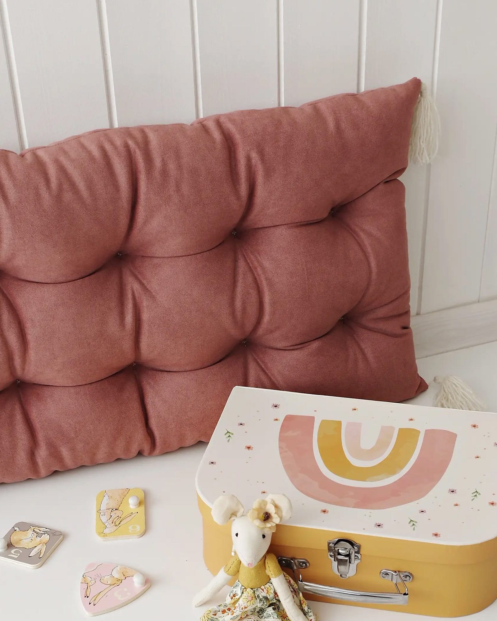 Cushion for rocker pink