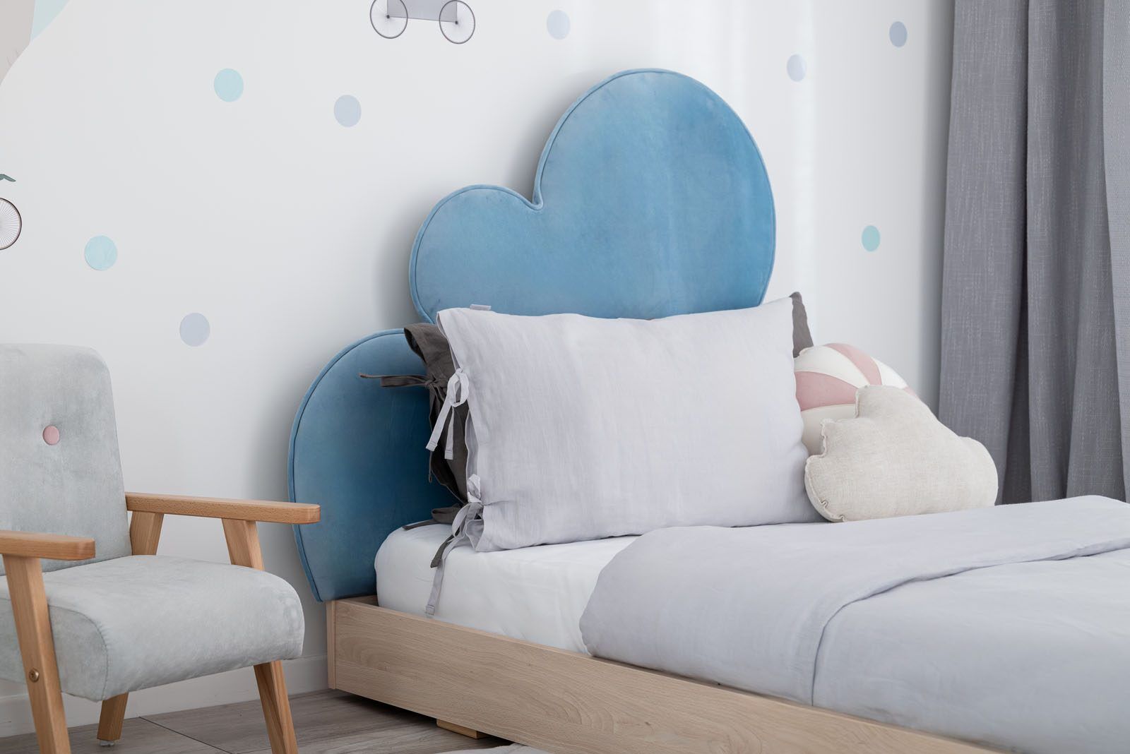 Linen Pillow Cases with ribbons - Light Grey