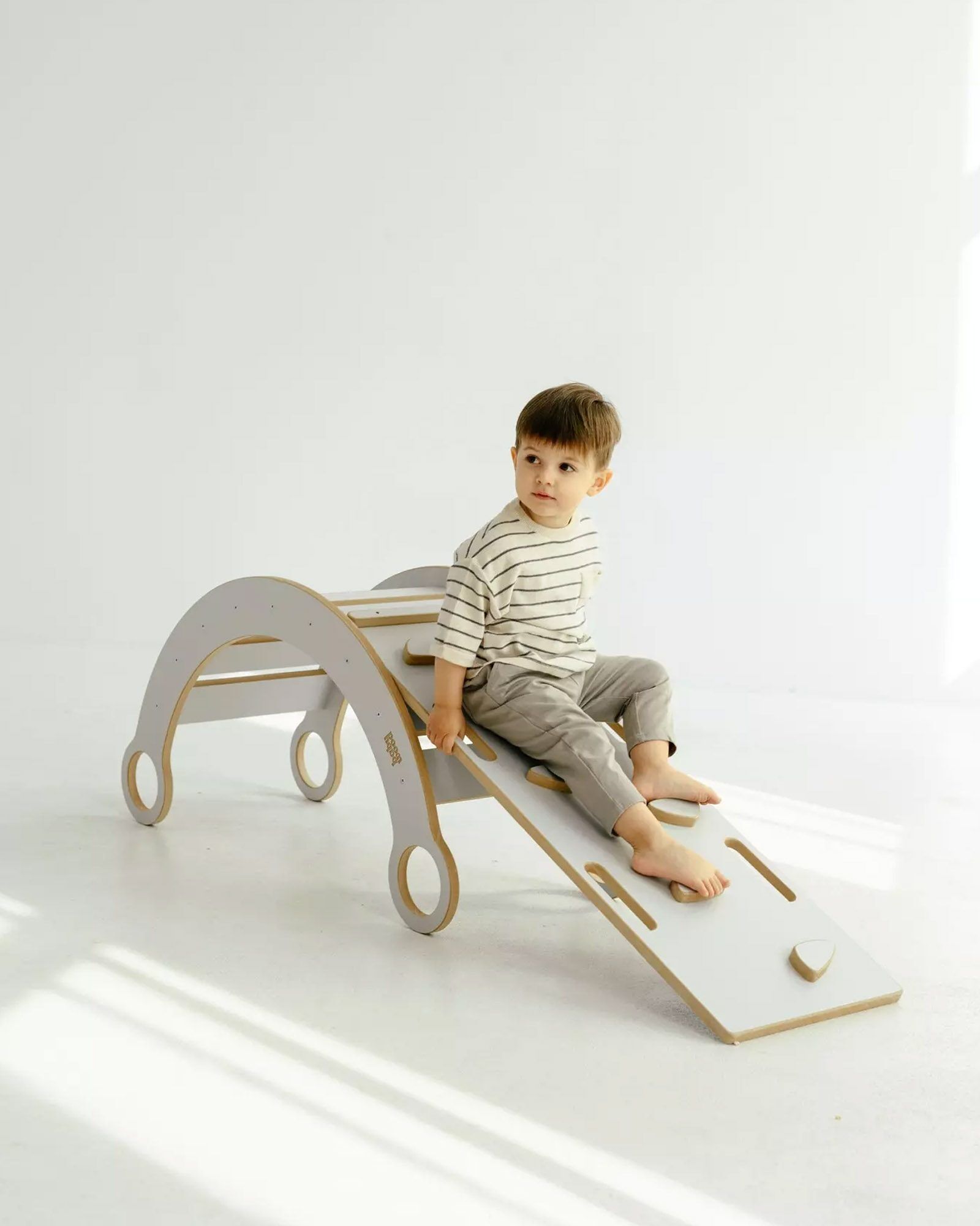 Slide climbing wall Grey